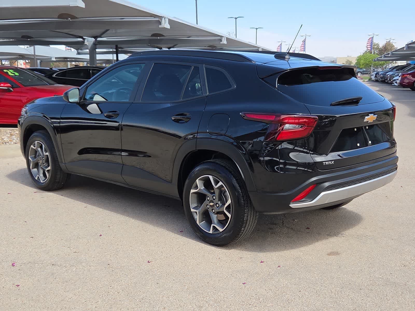 used 2025 Chevrolet Trax car, priced at $23,988
