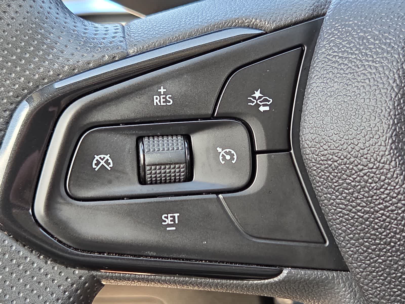 used 2025 Chevrolet Trax car, priced at $23,988