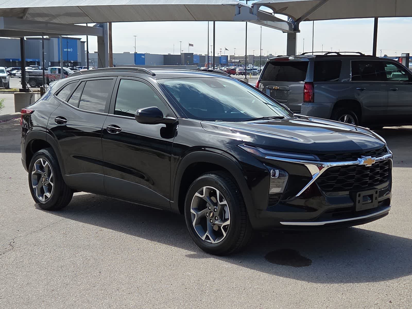 used 2025 Chevrolet Trax car, priced at $23,988
