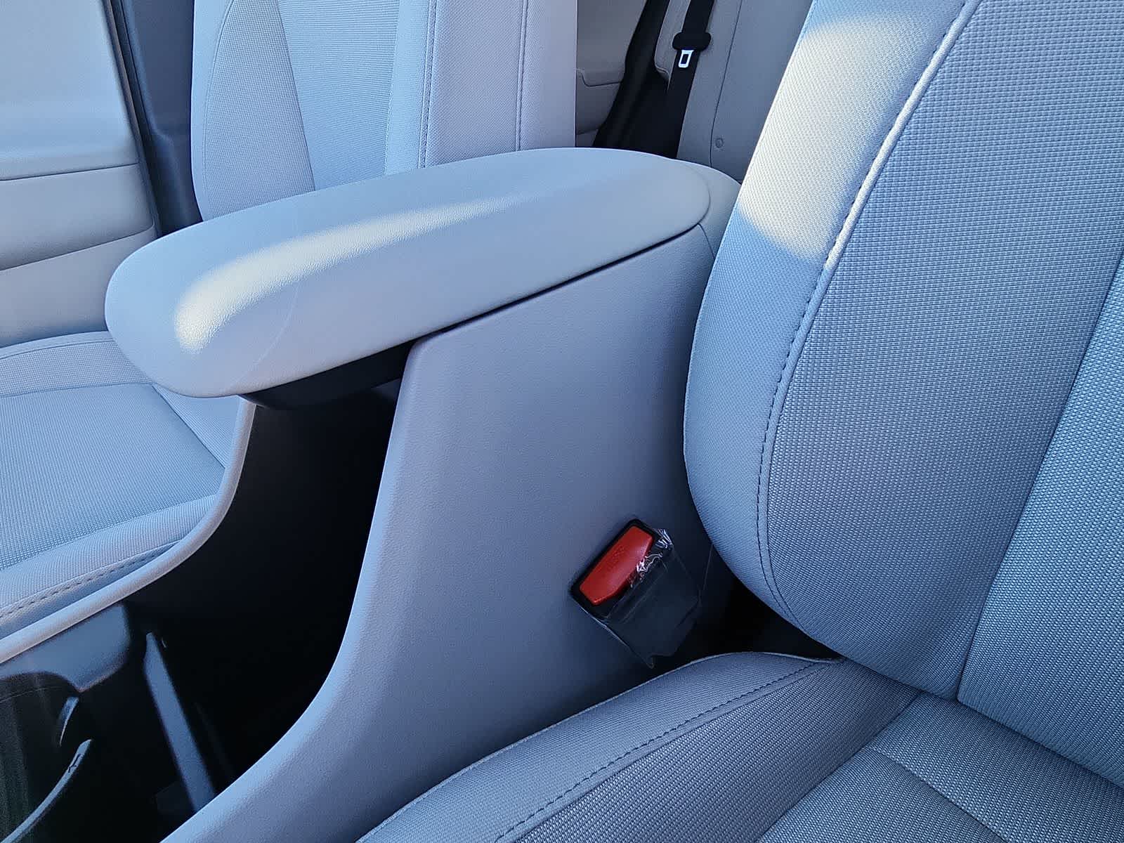 new 2025 Hyundai Kona Electric car, priced at $35,355