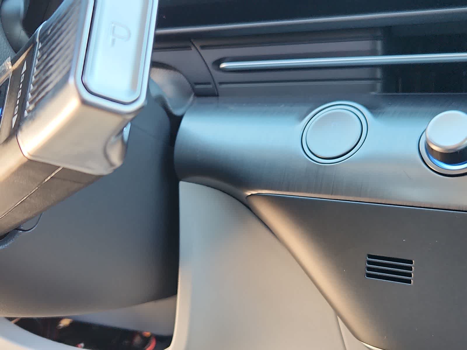 new 2025 Hyundai Kona Electric car, priced at $35,355