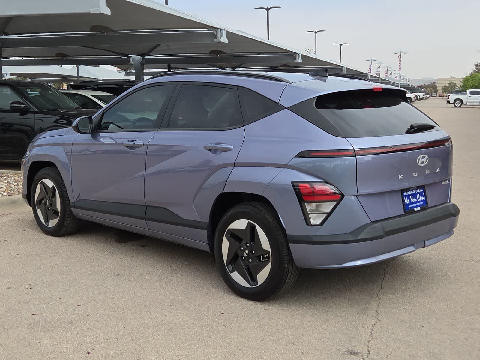 new 2025 Hyundai Kona Electric car