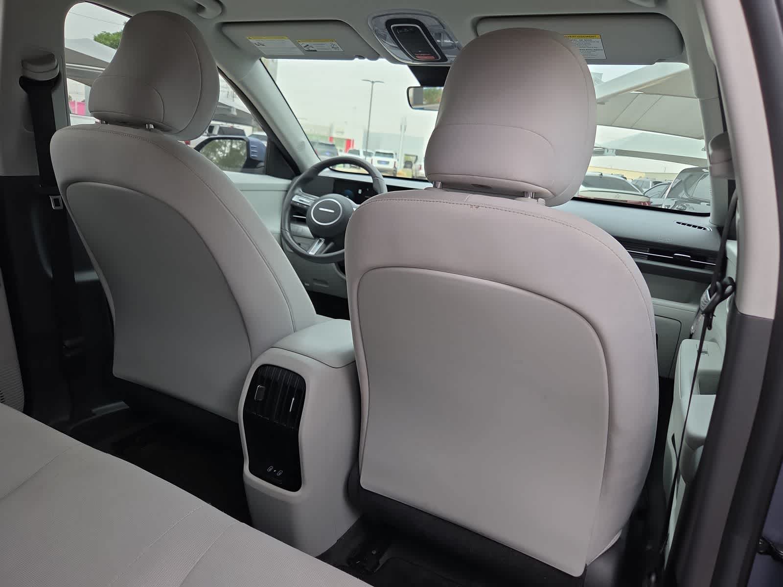 new 2025 Hyundai Kona Electric car