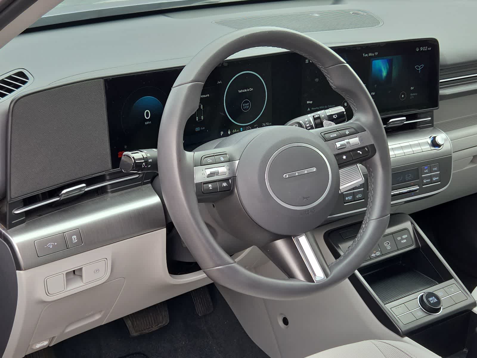 new 2025 Hyundai Kona Electric car