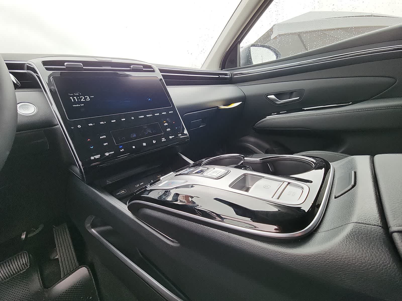 new 2024 Hyundai Tucson Hybrid car, priced at $37,750