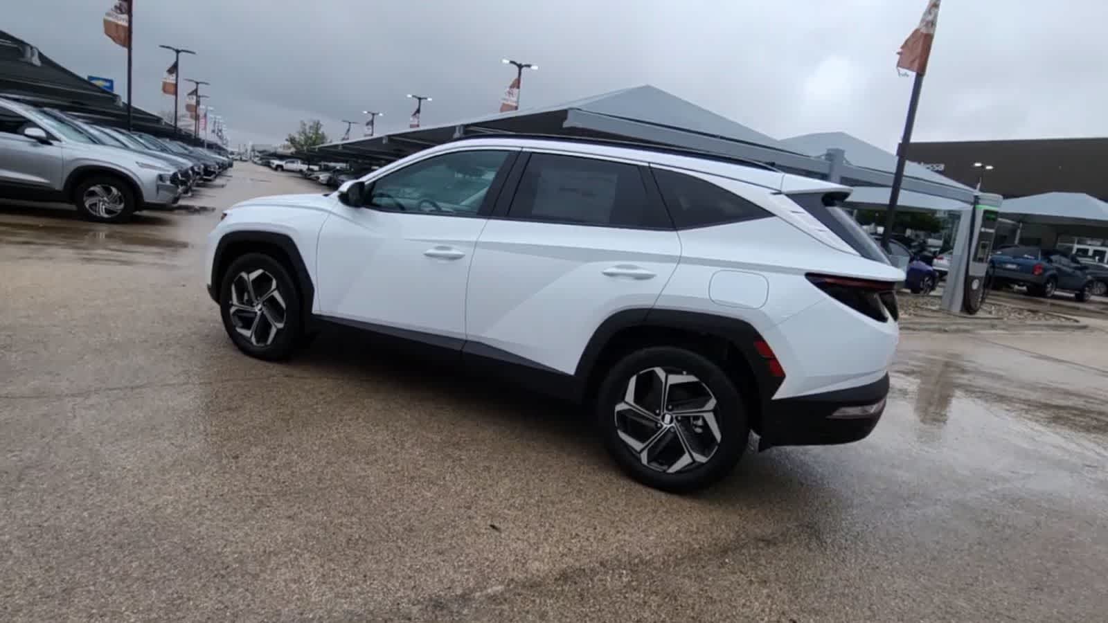 new 2024 Hyundai Tucson Hybrid car, priced at $37,750