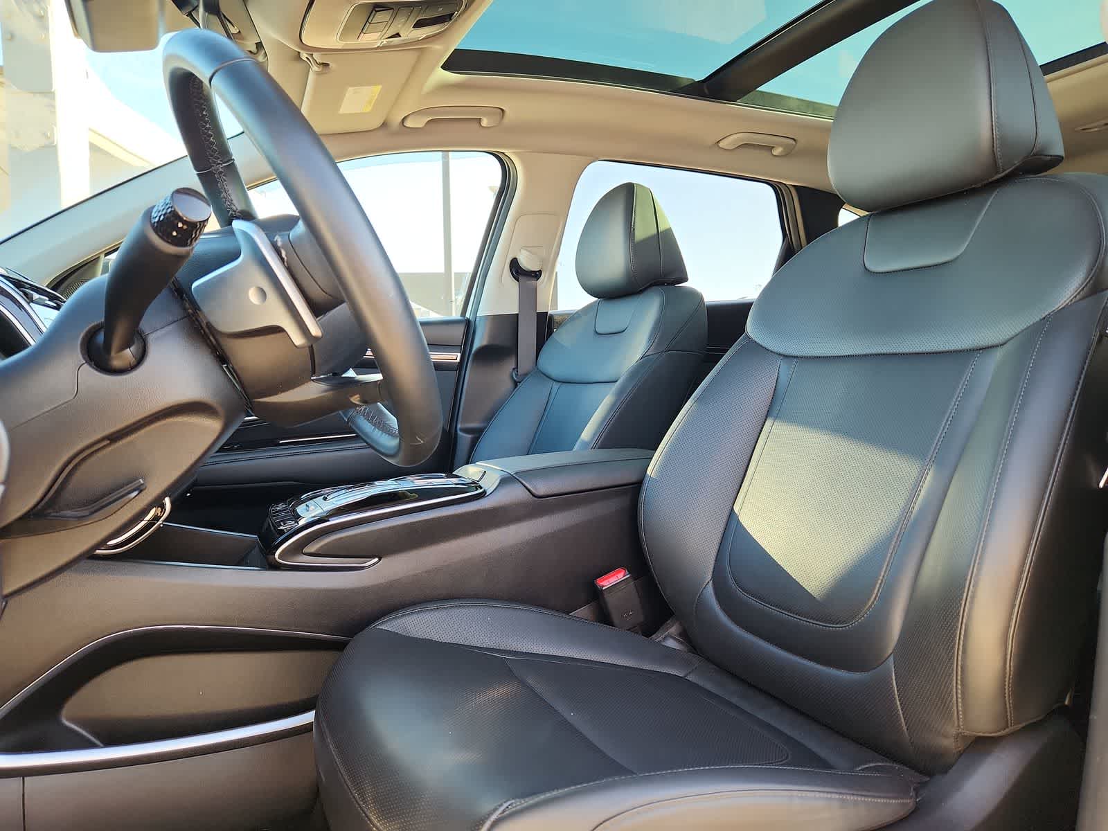 used 2024 Hyundai Tucson Hybrid car, priced at $27,999