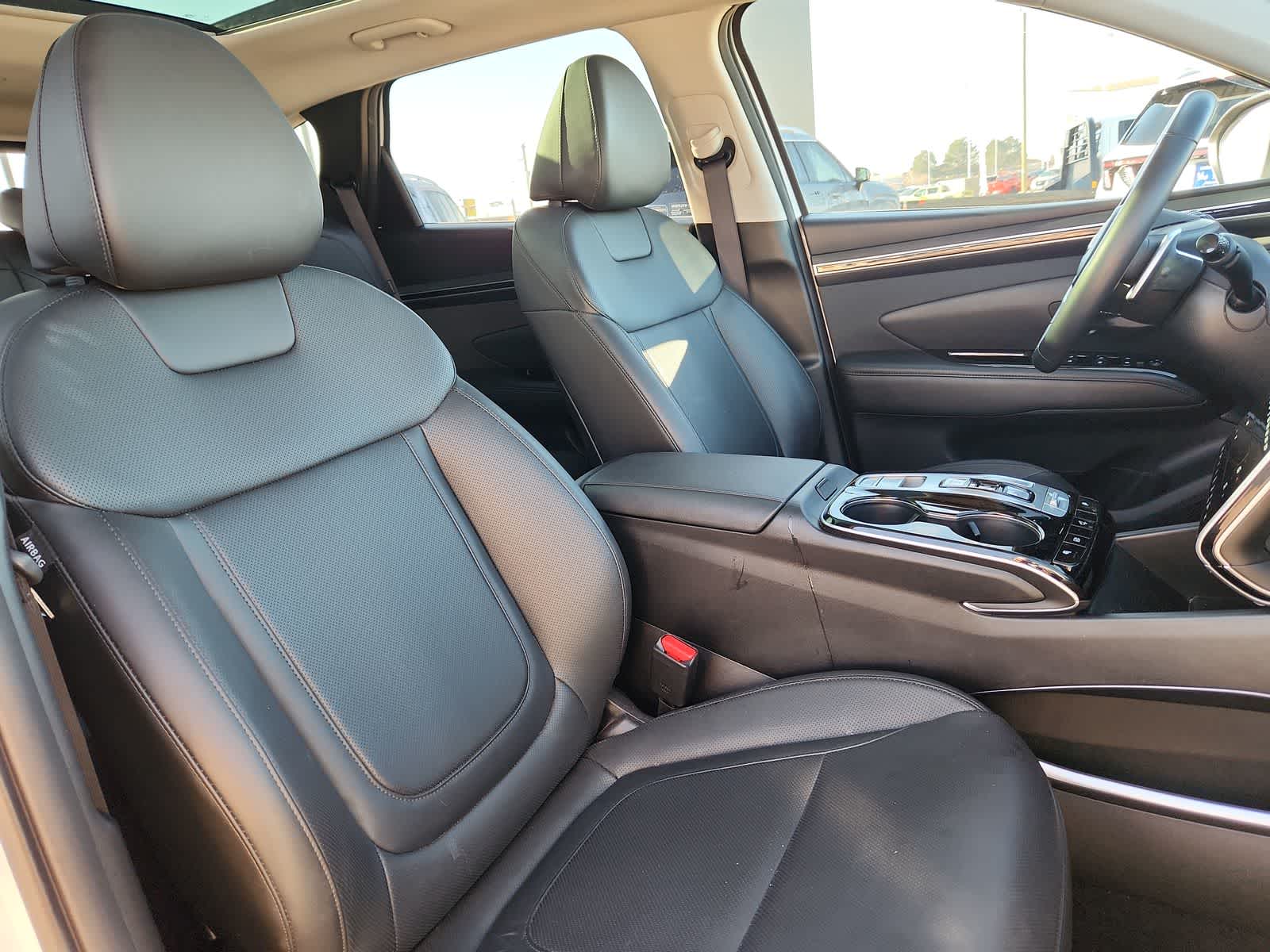 used 2024 Hyundai Tucson Hybrid car, priced at $27,999