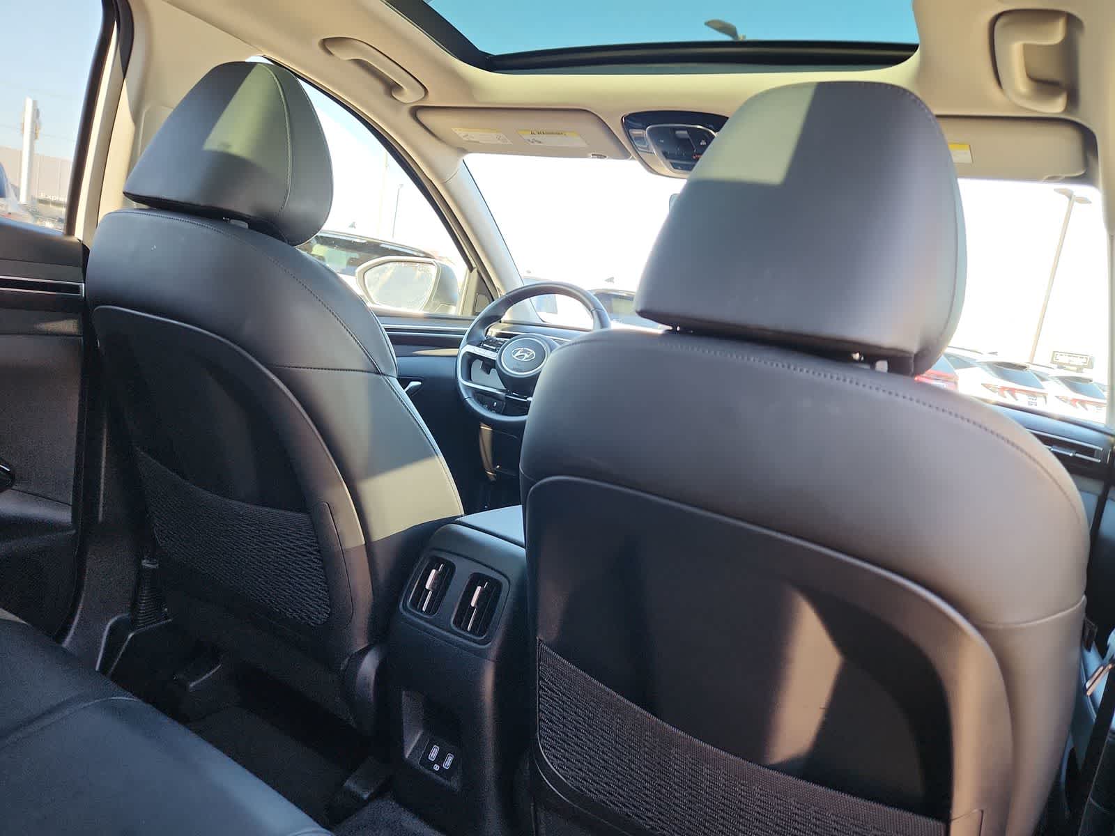 used 2024 Hyundai Tucson Hybrid car, priced at $27,999