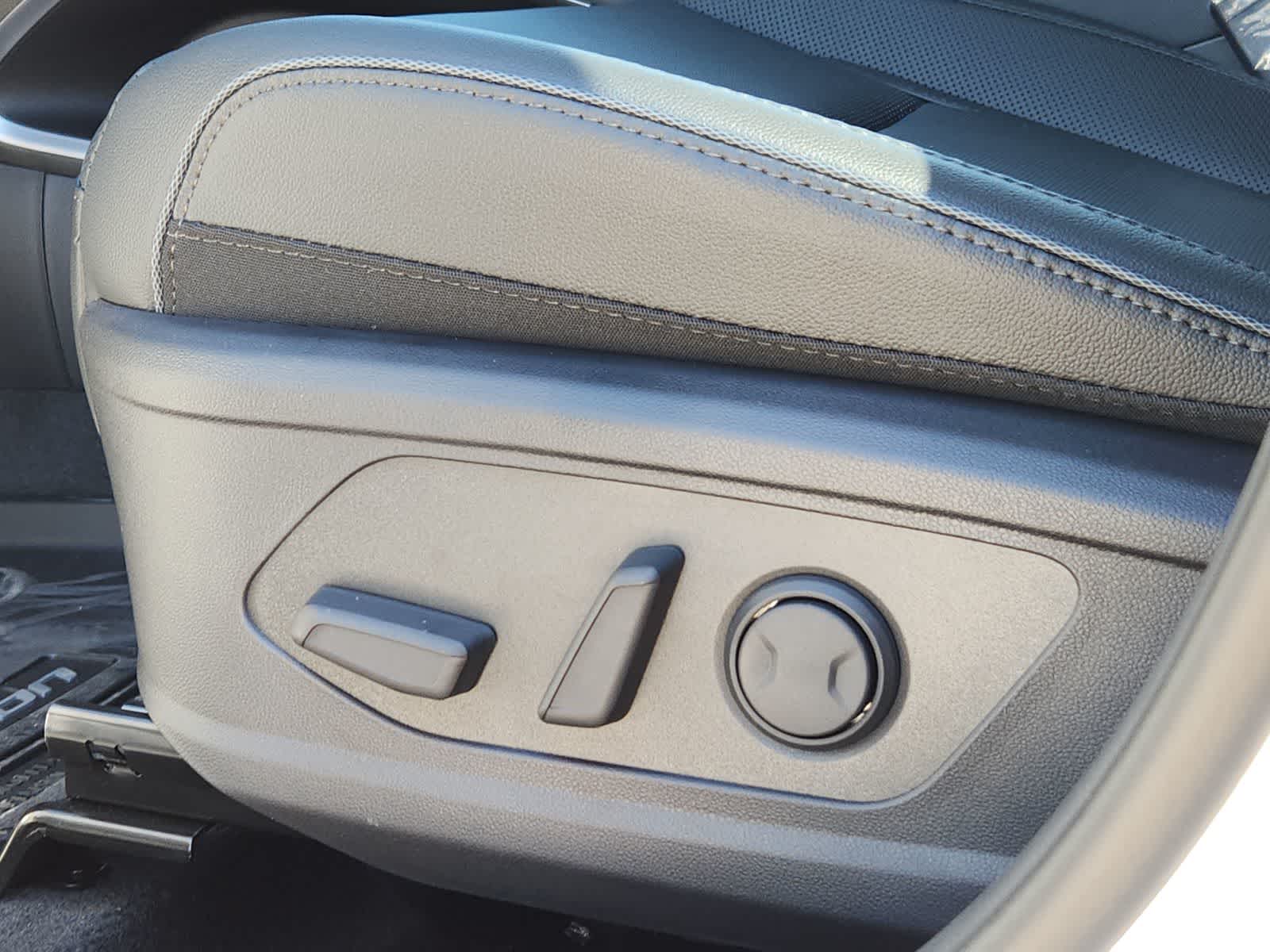 new 2024 Hyundai Tucson Hybrid car, priced at $42,190