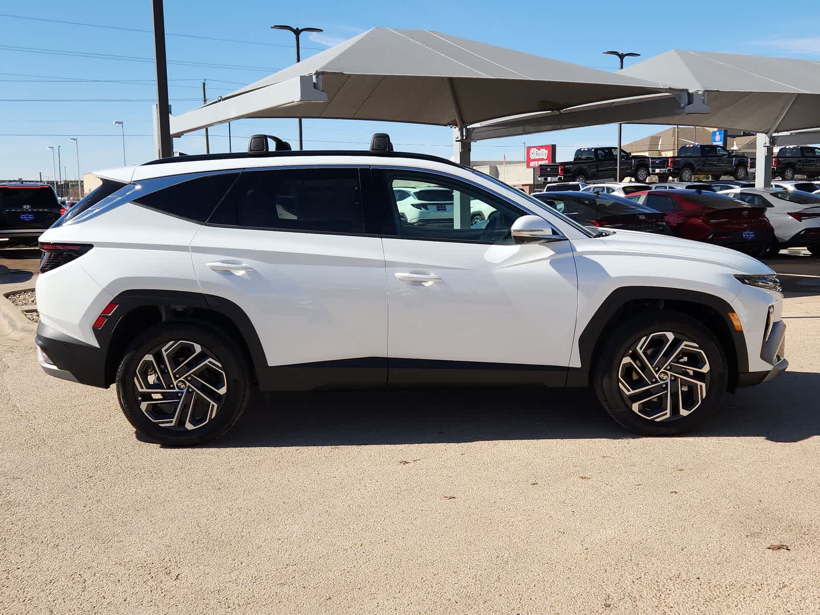 new 2026 Hyundai Tucson Hybrid car, priced at $42,260