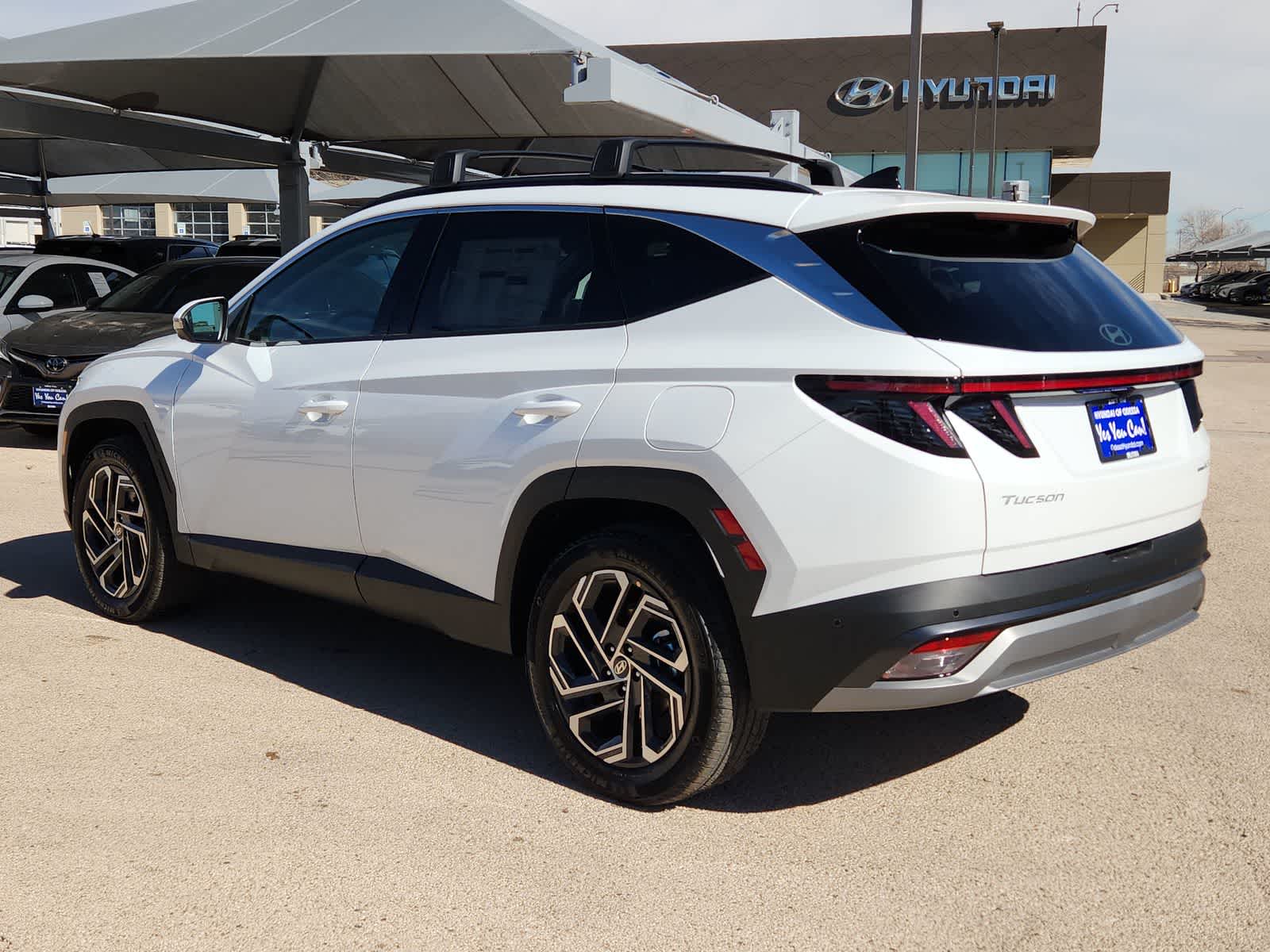 new 2026 Hyundai Tucson Hybrid car, priced at $42,260