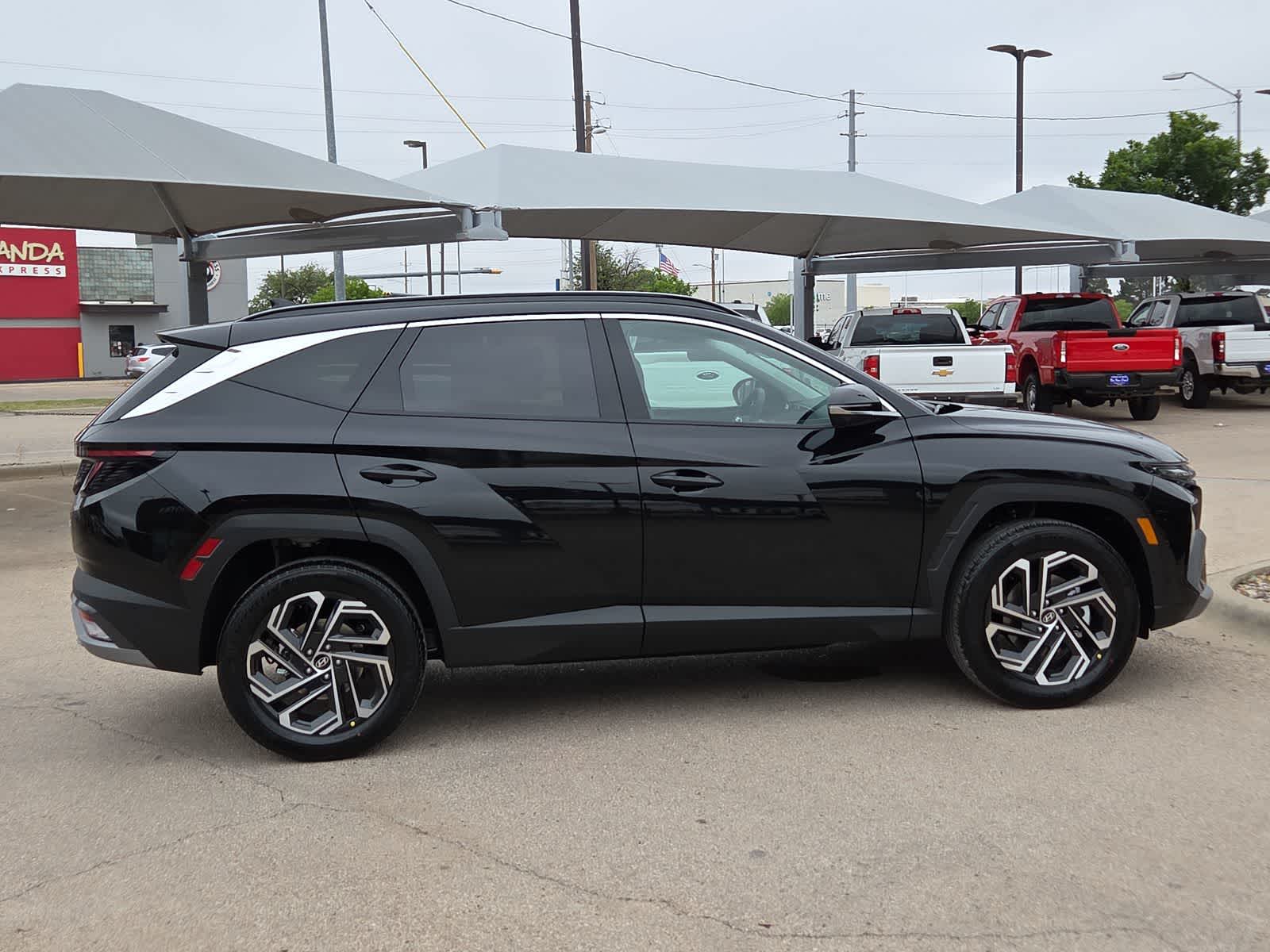 new 2026 Hyundai Tucson Hybrid car, priced at $44,230