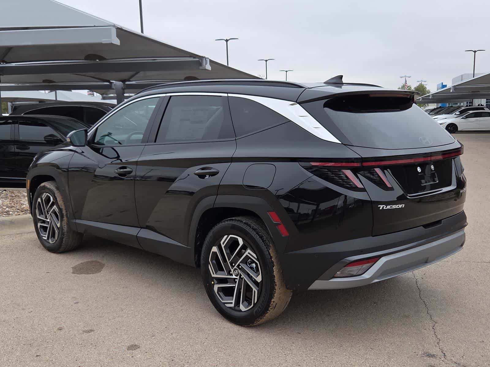 new 2026 Hyundai Tucson Hybrid car, priced at $44,230