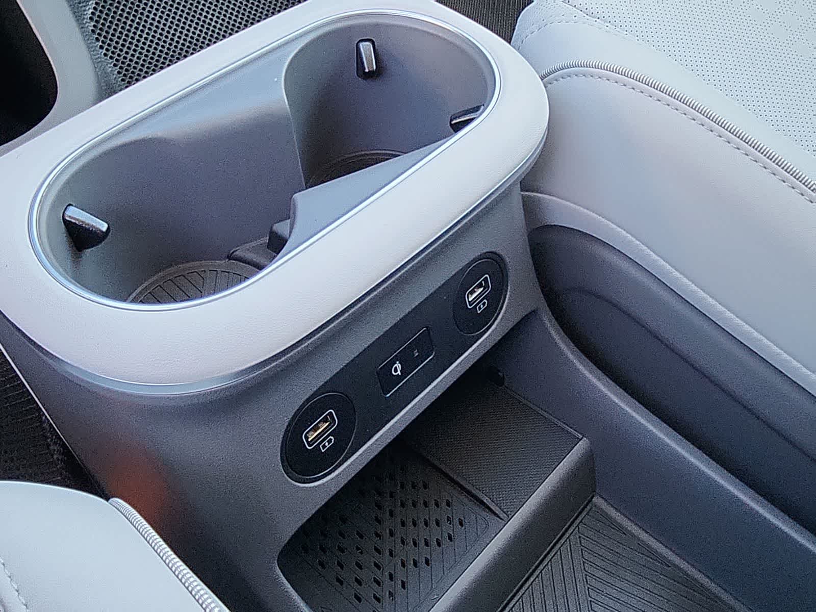 new 2024 Hyundai IONIQ 5 car, priced at $55,640