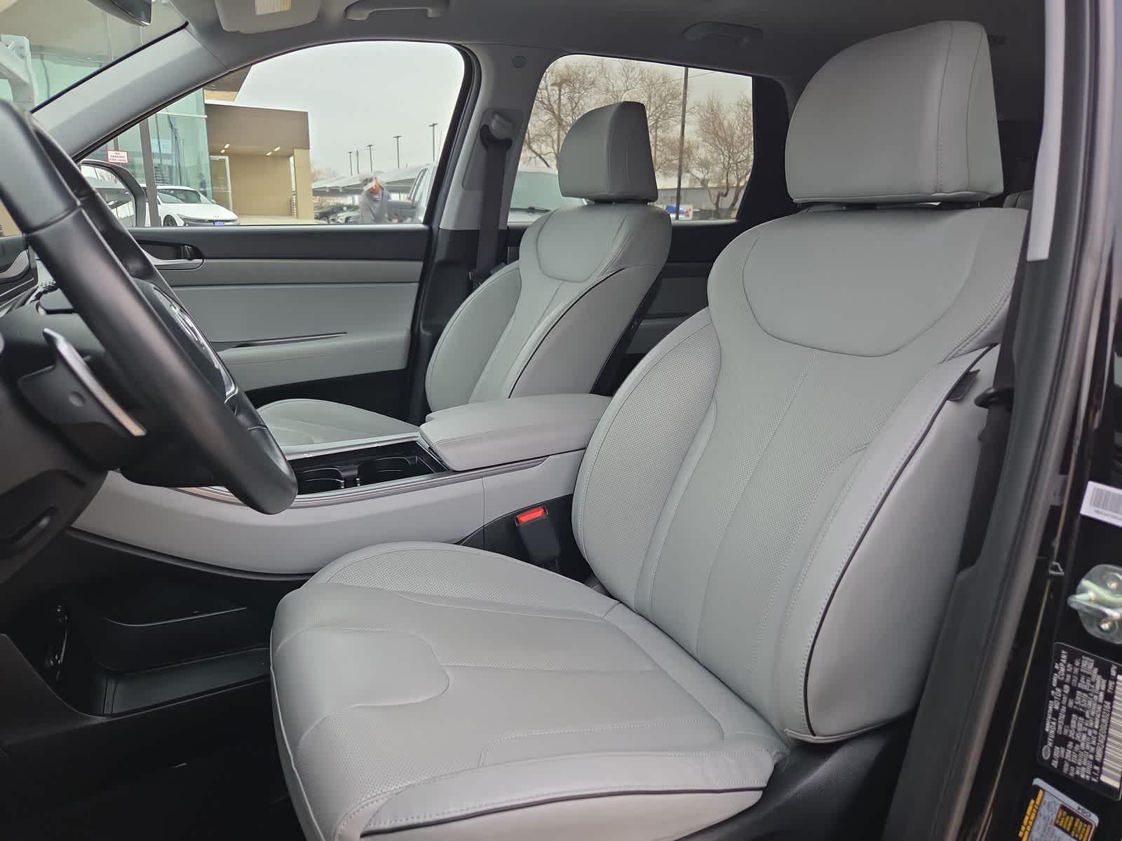 used 2025 Hyundai Palisade car, priced at $33,499