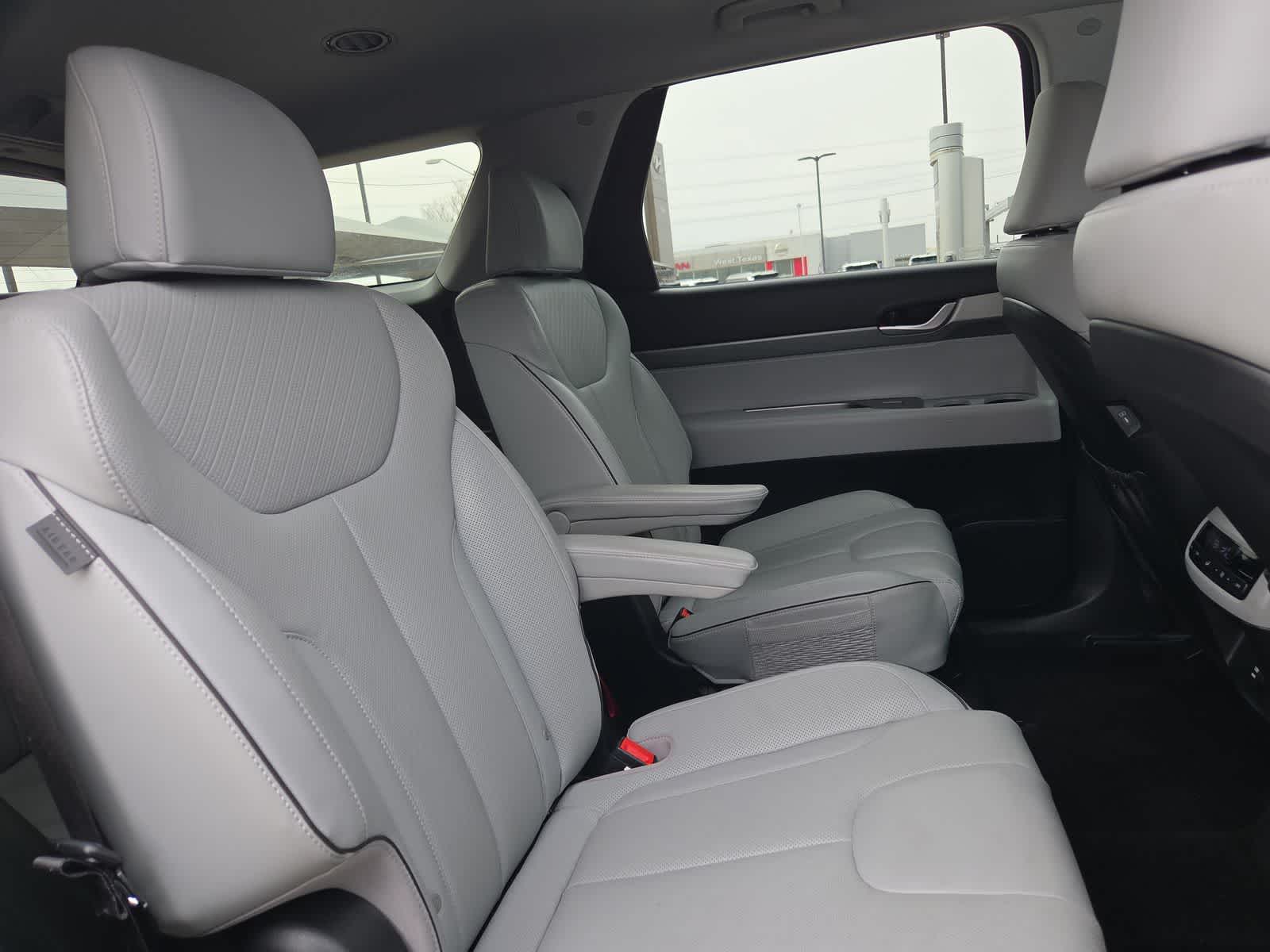 used 2025 Hyundai Palisade car, priced at $33,499