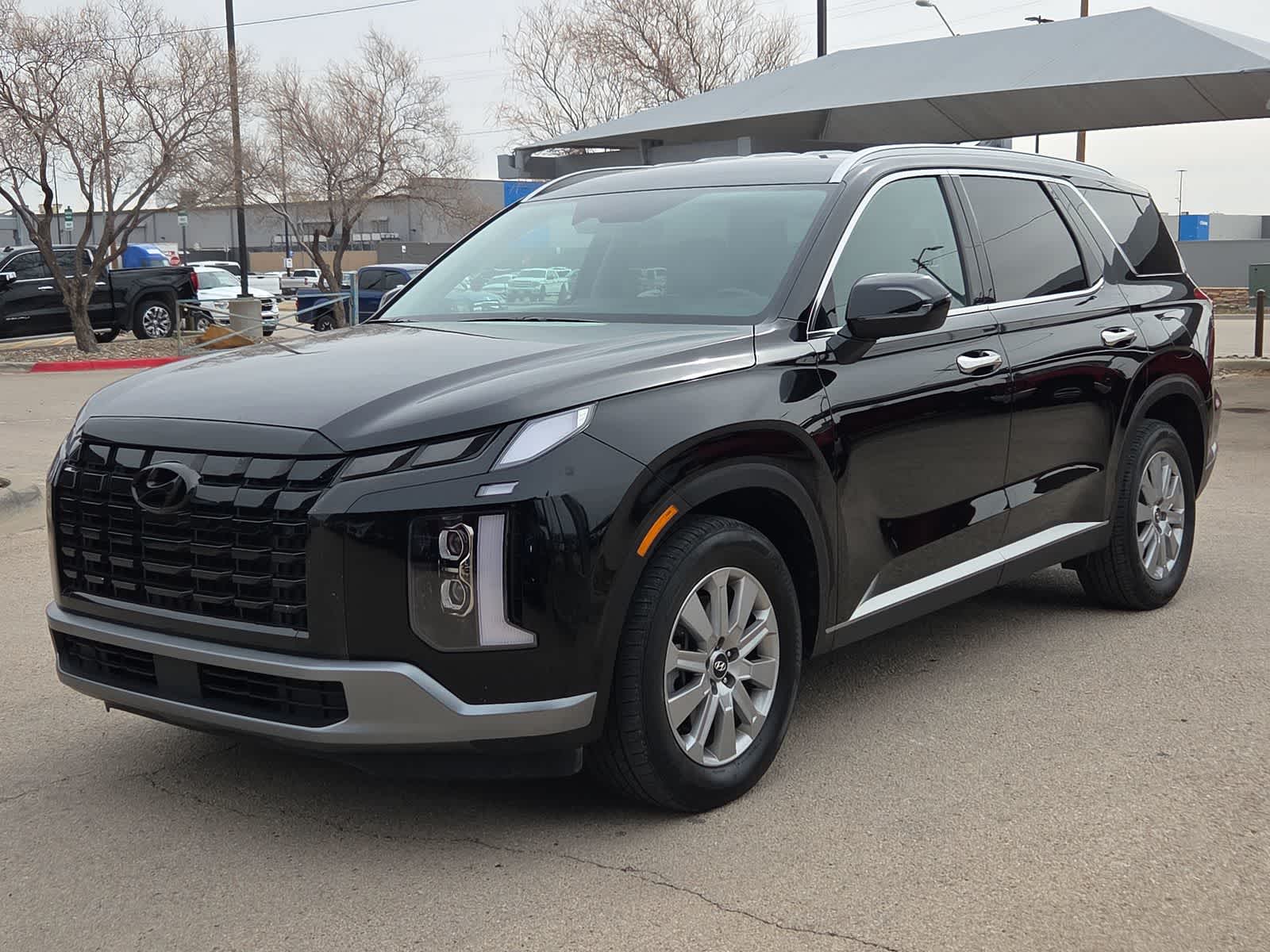 used 2025 Hyundai Palisade car, priced at $33,499