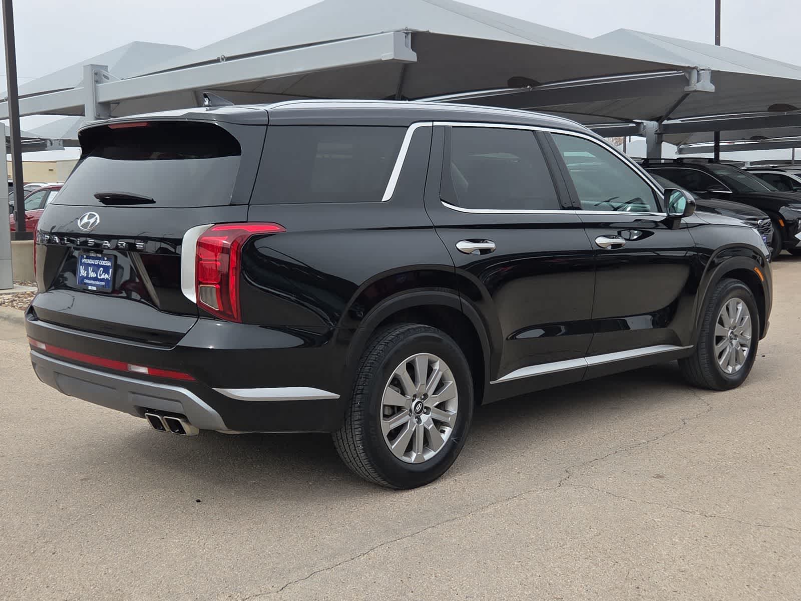 used 2025 Hyundai Palisade car, priced at $33,499