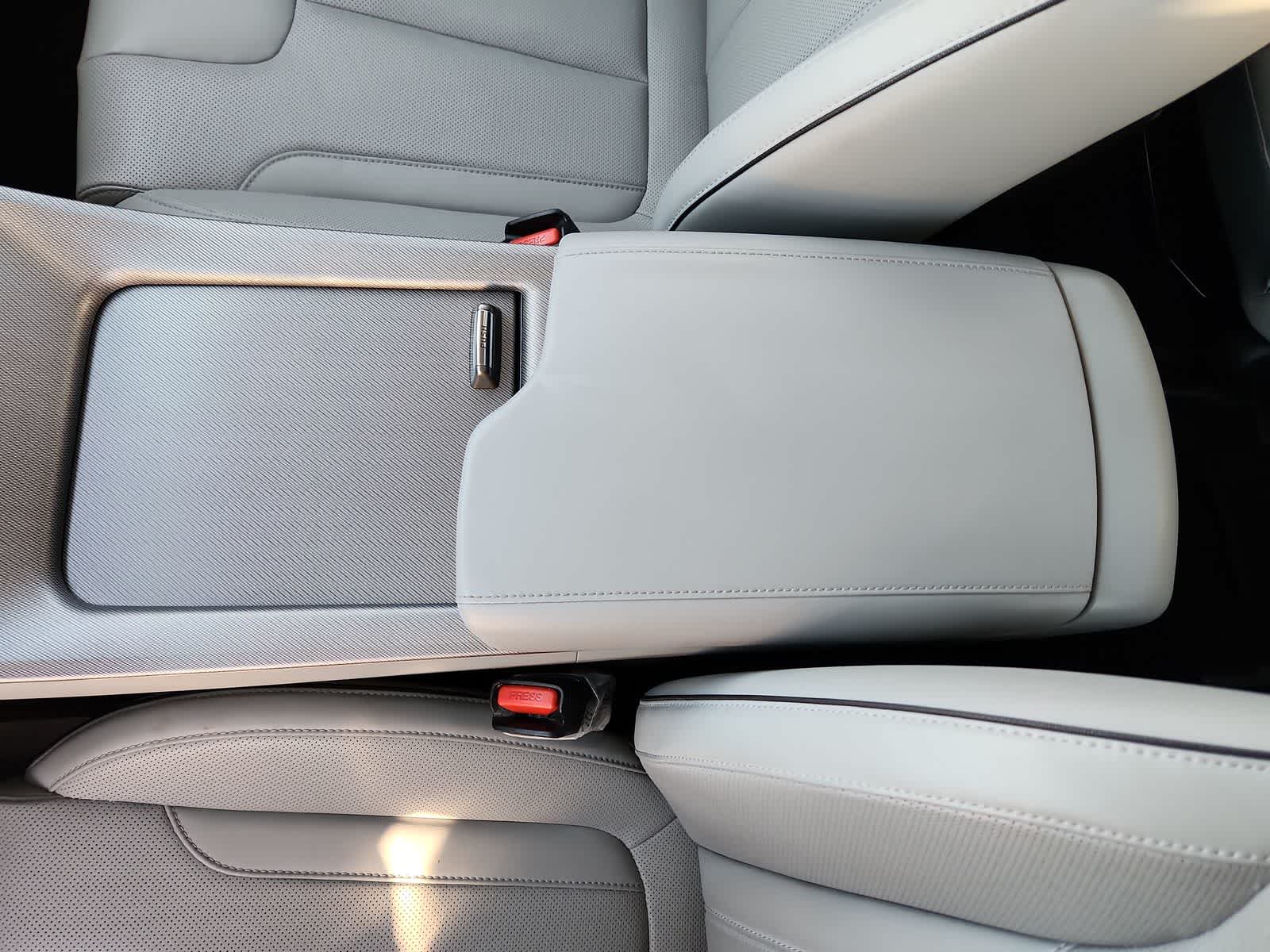 used 2025 Hyundai Palisade car, priced at $31,988