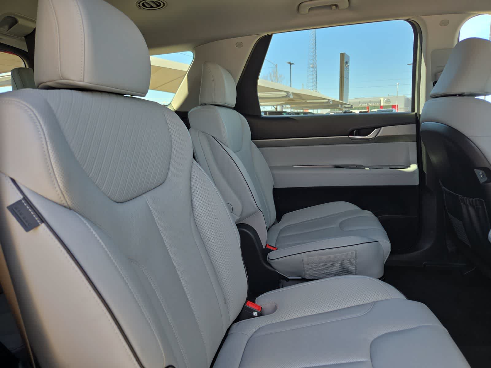 used 2025 Hyundai Palisade car, priced at $33,499