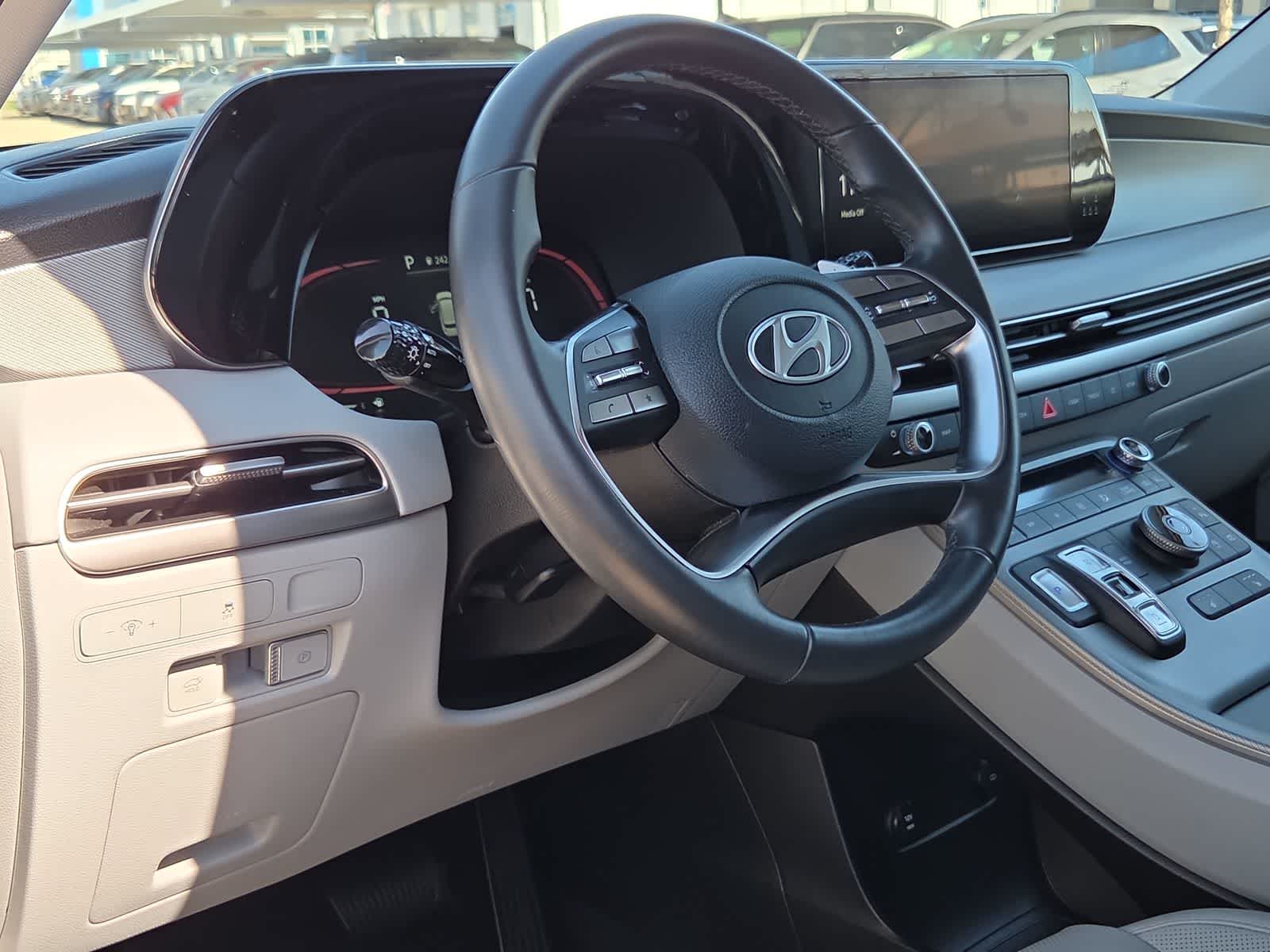 used 2025 Hyundai Palisade car, priced at $33,499