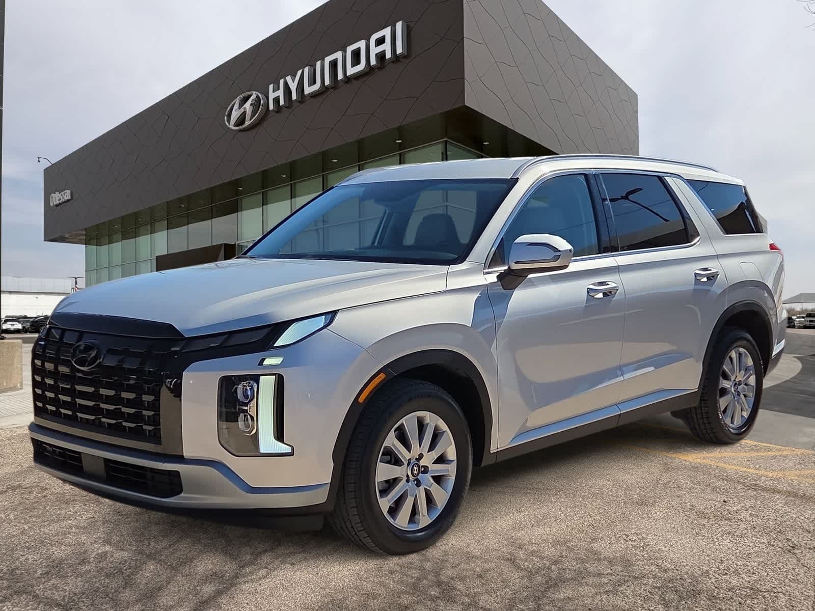 used 2025 Hyundai Palisade car, priced at $33,499