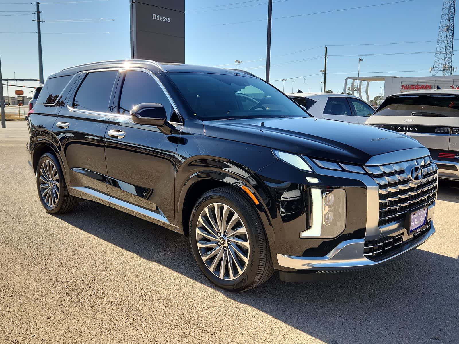 used 2024 Hyundai Palisade car, priced at $41,684