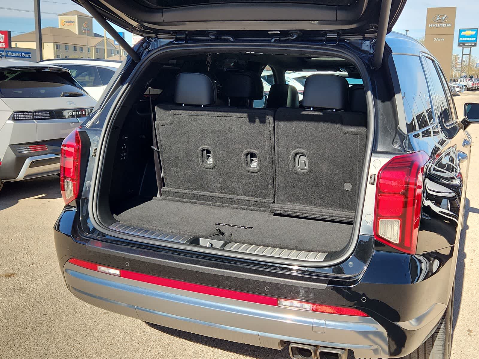 used 2024 Hyundai Palisade car, priced at $41,684