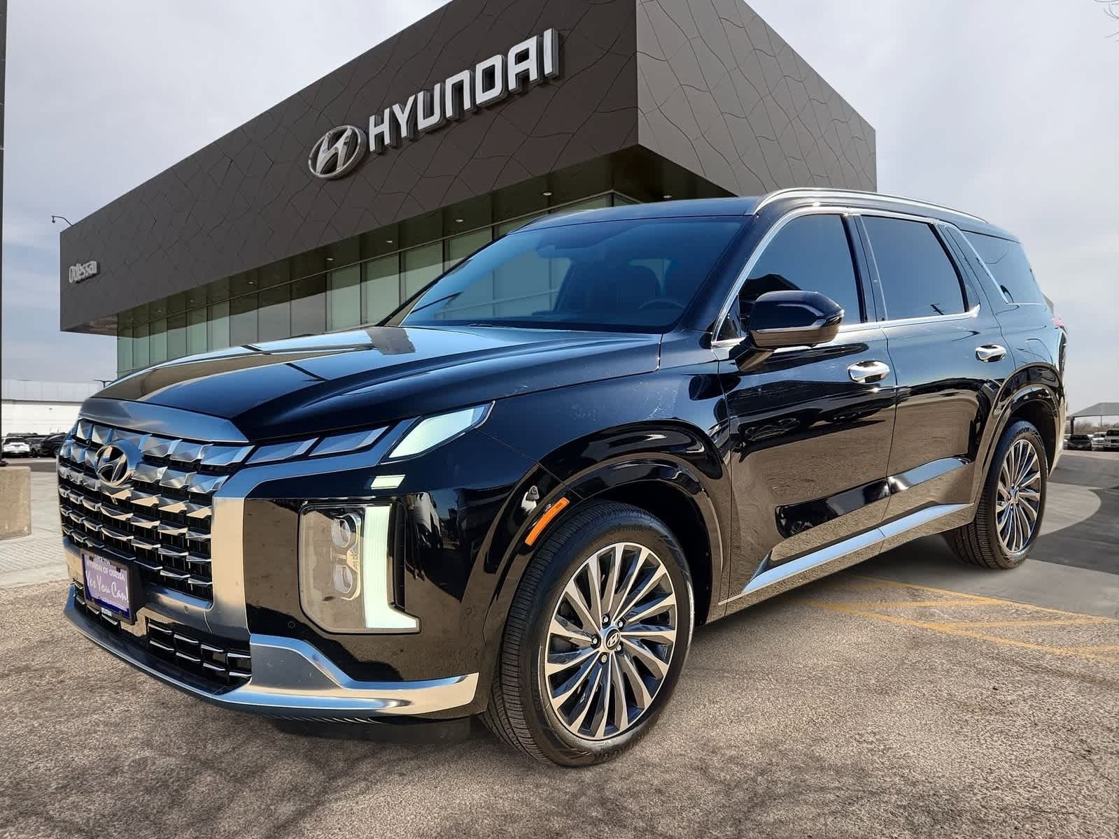 used 2024 Hyundai Palisade car, priced at $41,684
