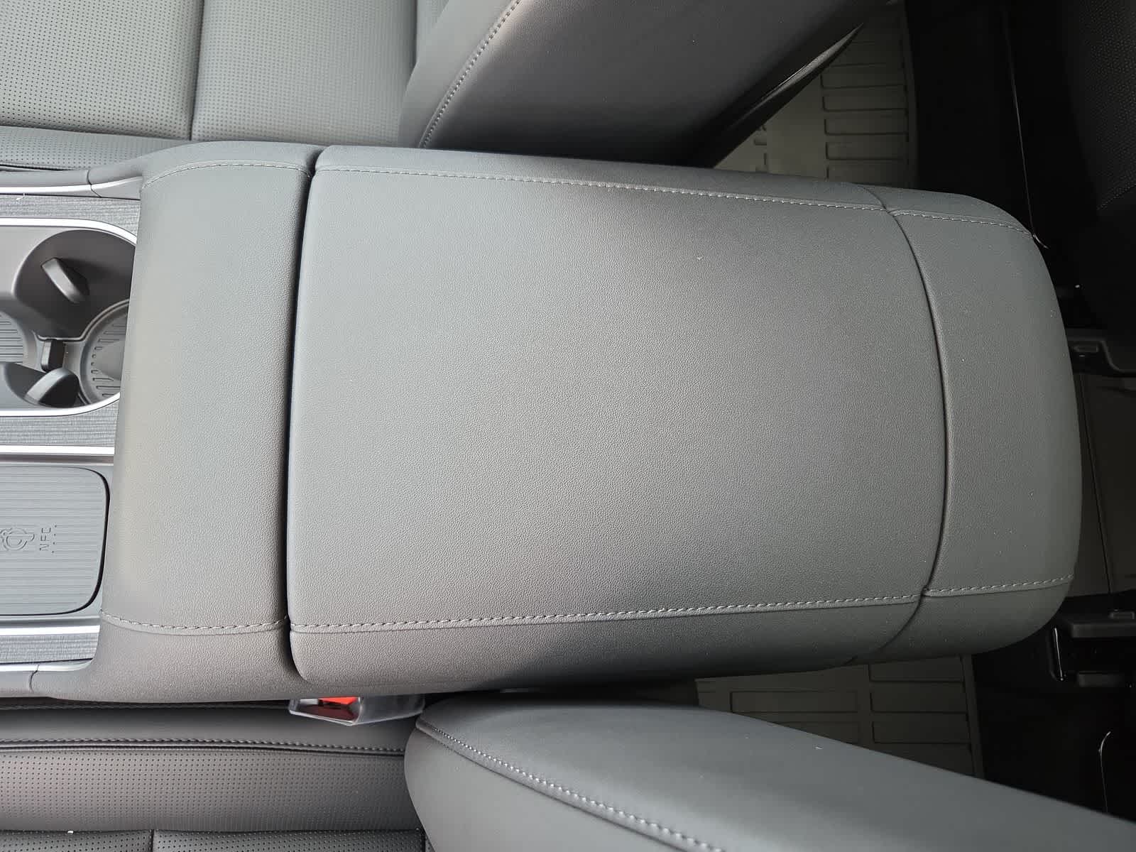 new 2026 Hyundai Palisade Hybrid car, priced at $52,645