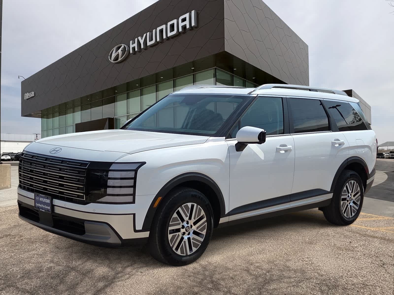 new 2026 Hyundai Palisade Hybrid car, priced at $52,645