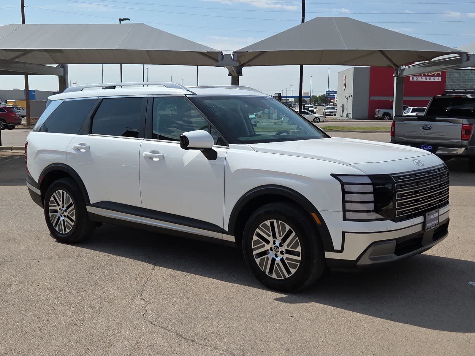 new 2026 Hyundai Palisade Hybrid car, priced at $52,645