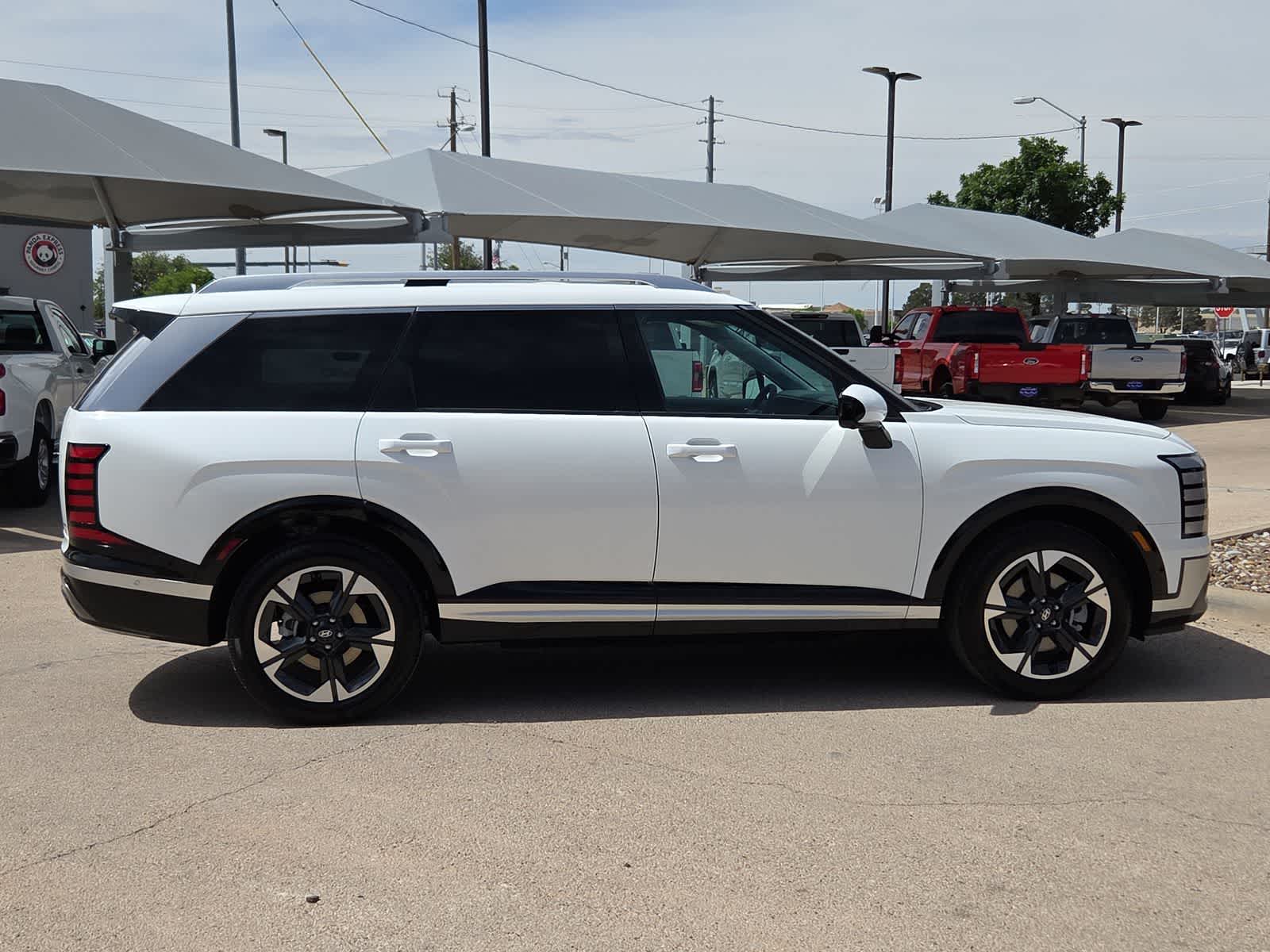 new 2026 Hyundai Palisade Hybrid car, priced at $56,865