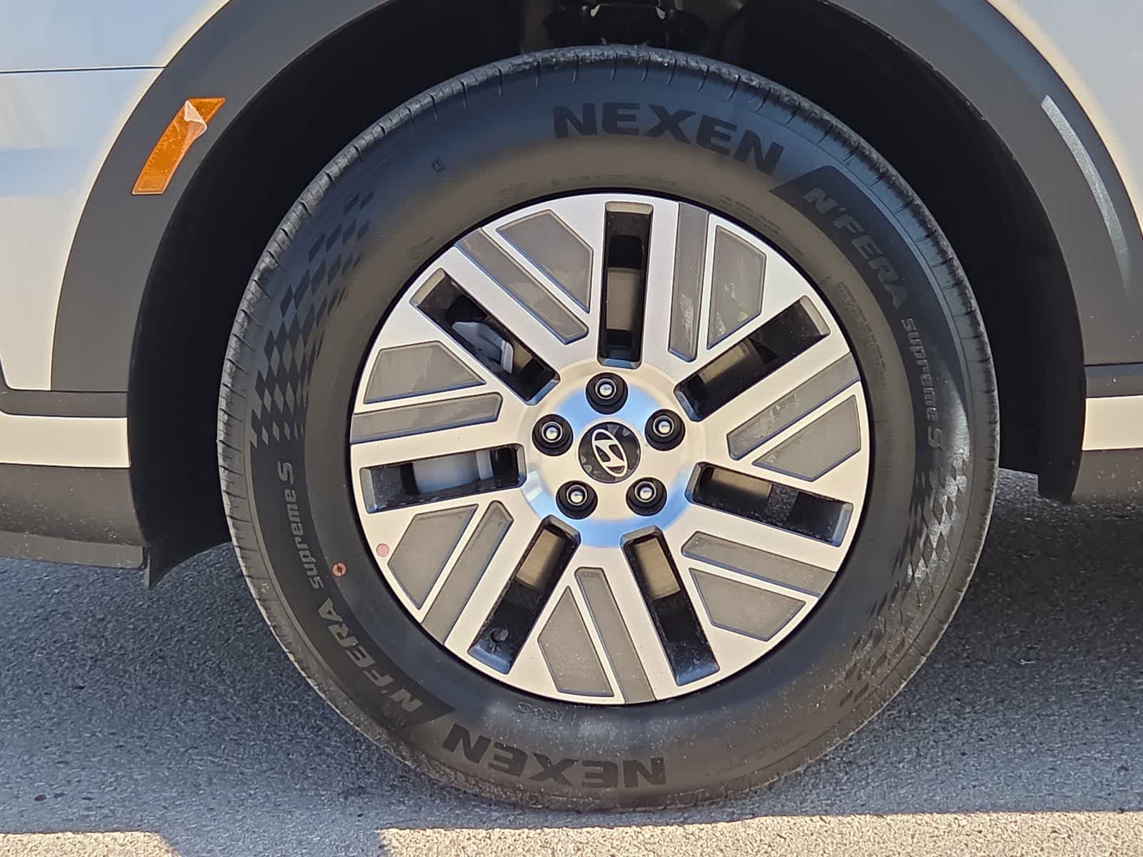 new 2026 Hyundai Palisade Hybrid car, priced at $46,400