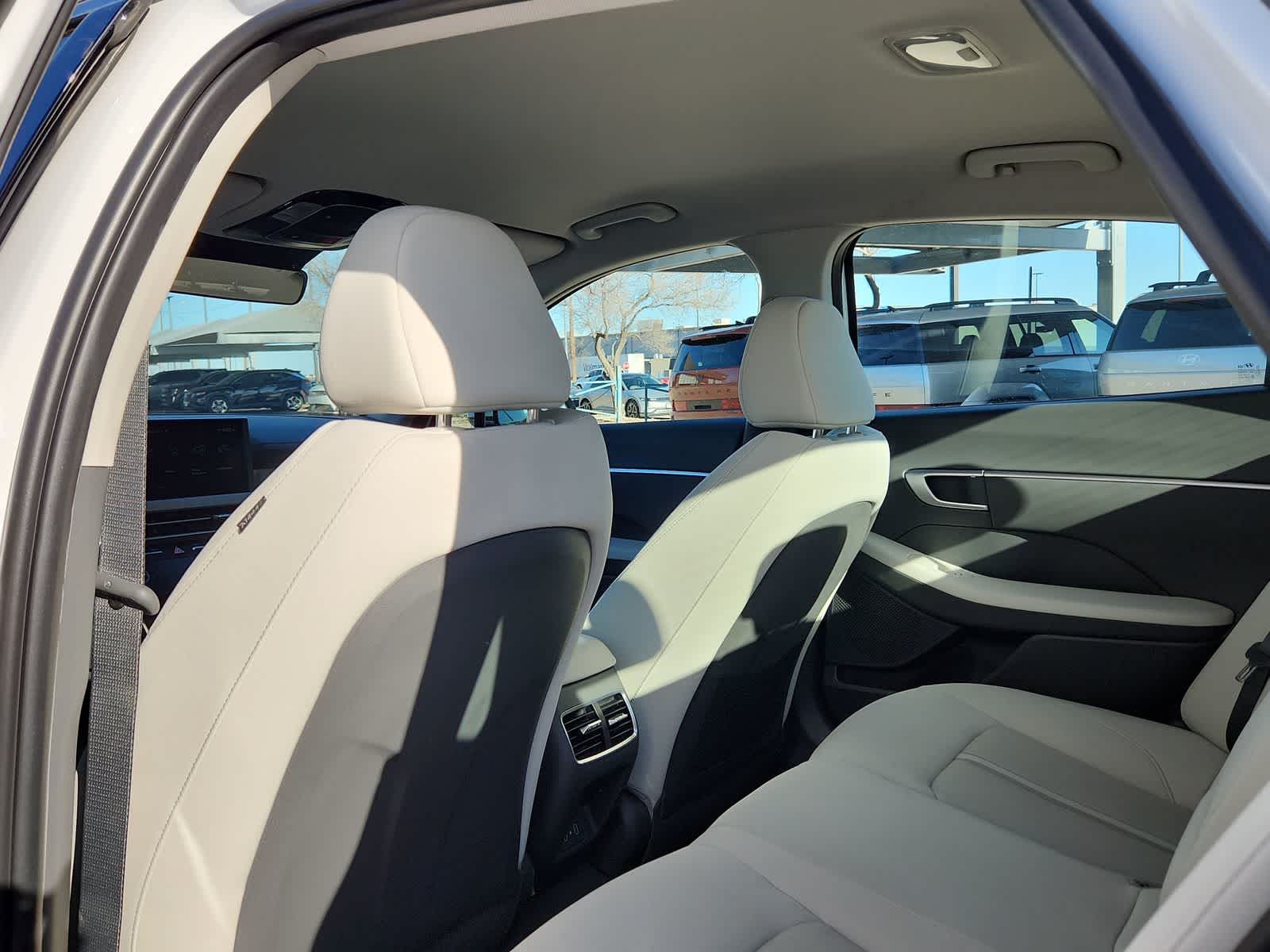 new 2025 Hyundai Sonata Hybrid car, priced at $31,455