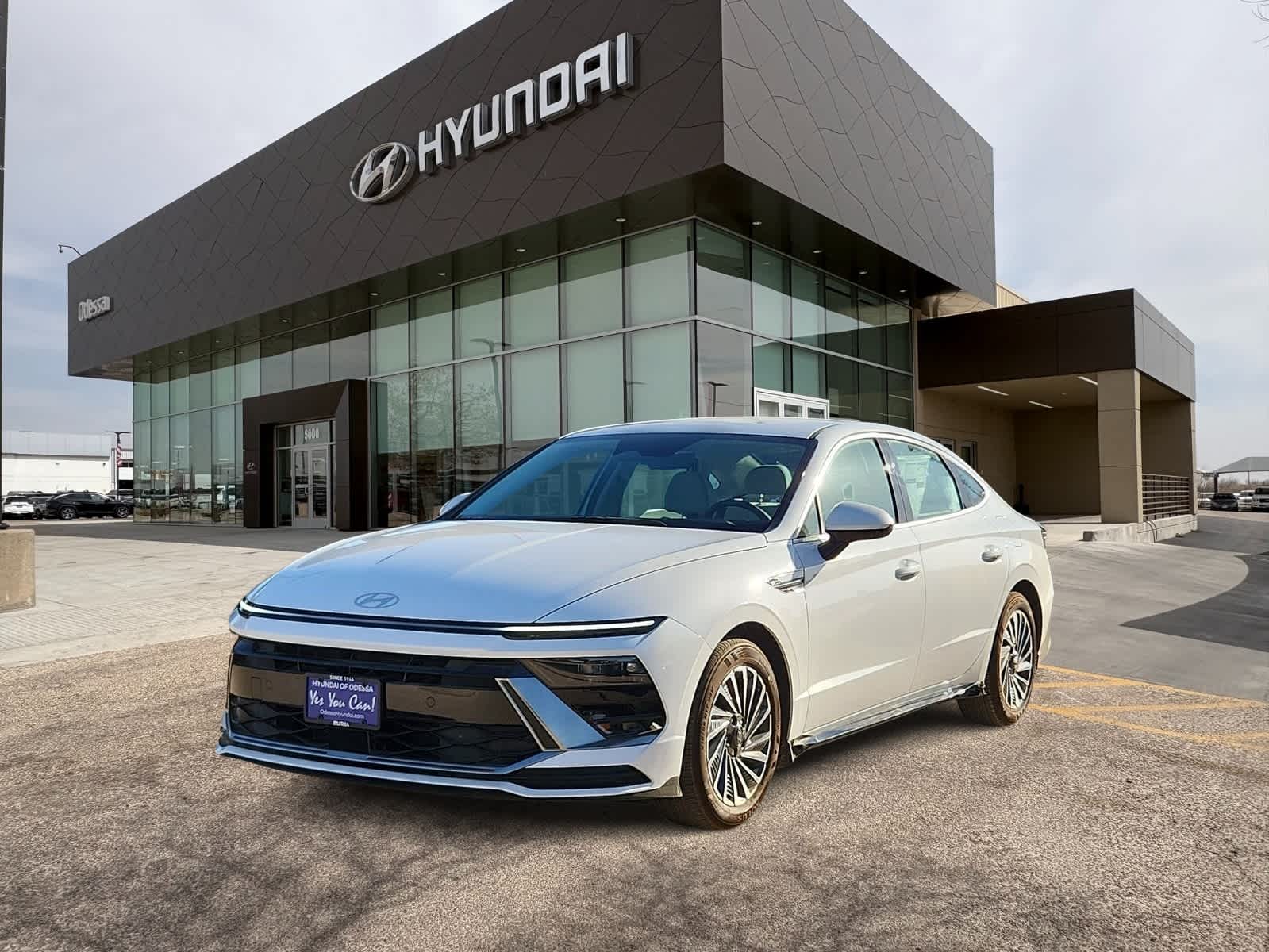 new 2025 Hyundai Sonata Hybrid car, priced at $31,455