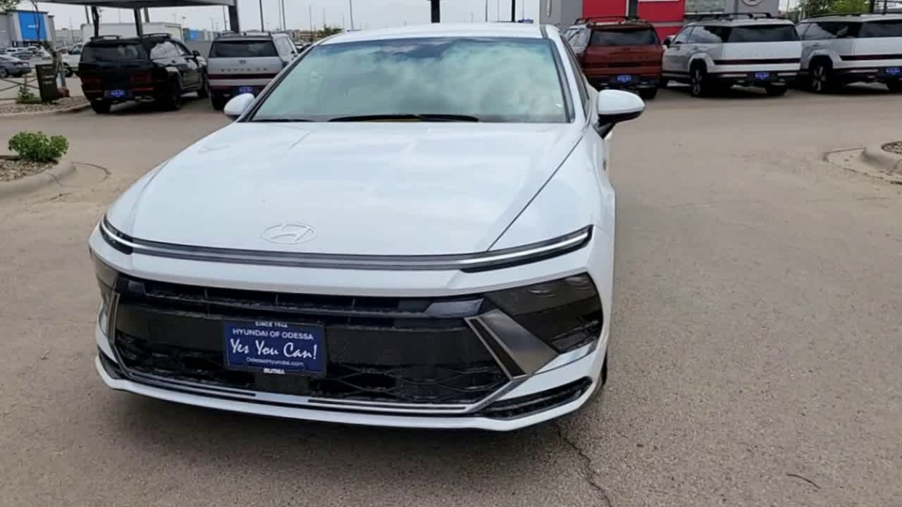 new 2025 Hyundai Sonata Hybrid car, priced at $31,663