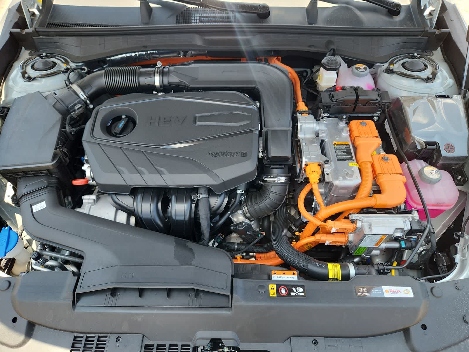 new 2025 Hyundai Sonata Hybrid car, priced at $31,080