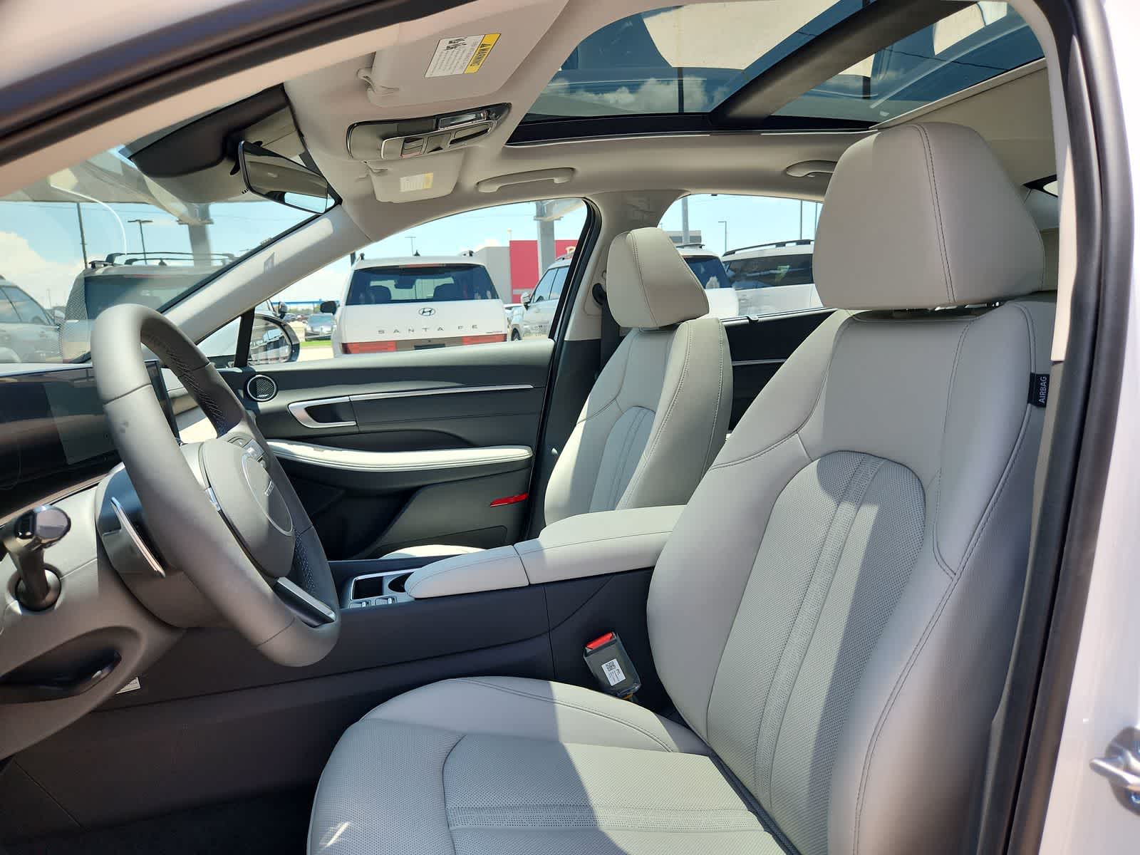 new 2025 Hyundai Sonata Hybrid car, priced at $38,148