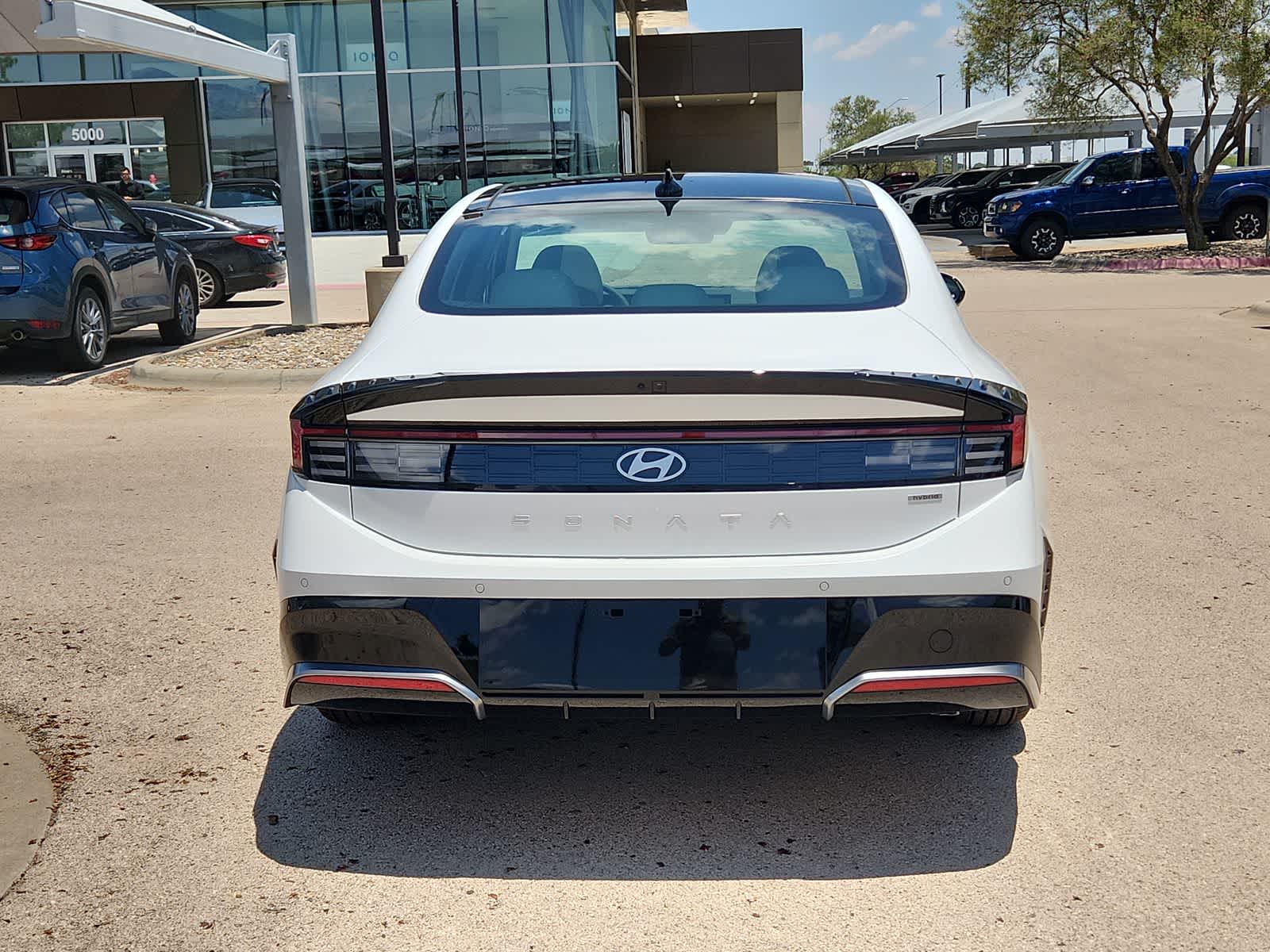 new 2025 Hyundai Sonata Hybrid car, priced at $38,148