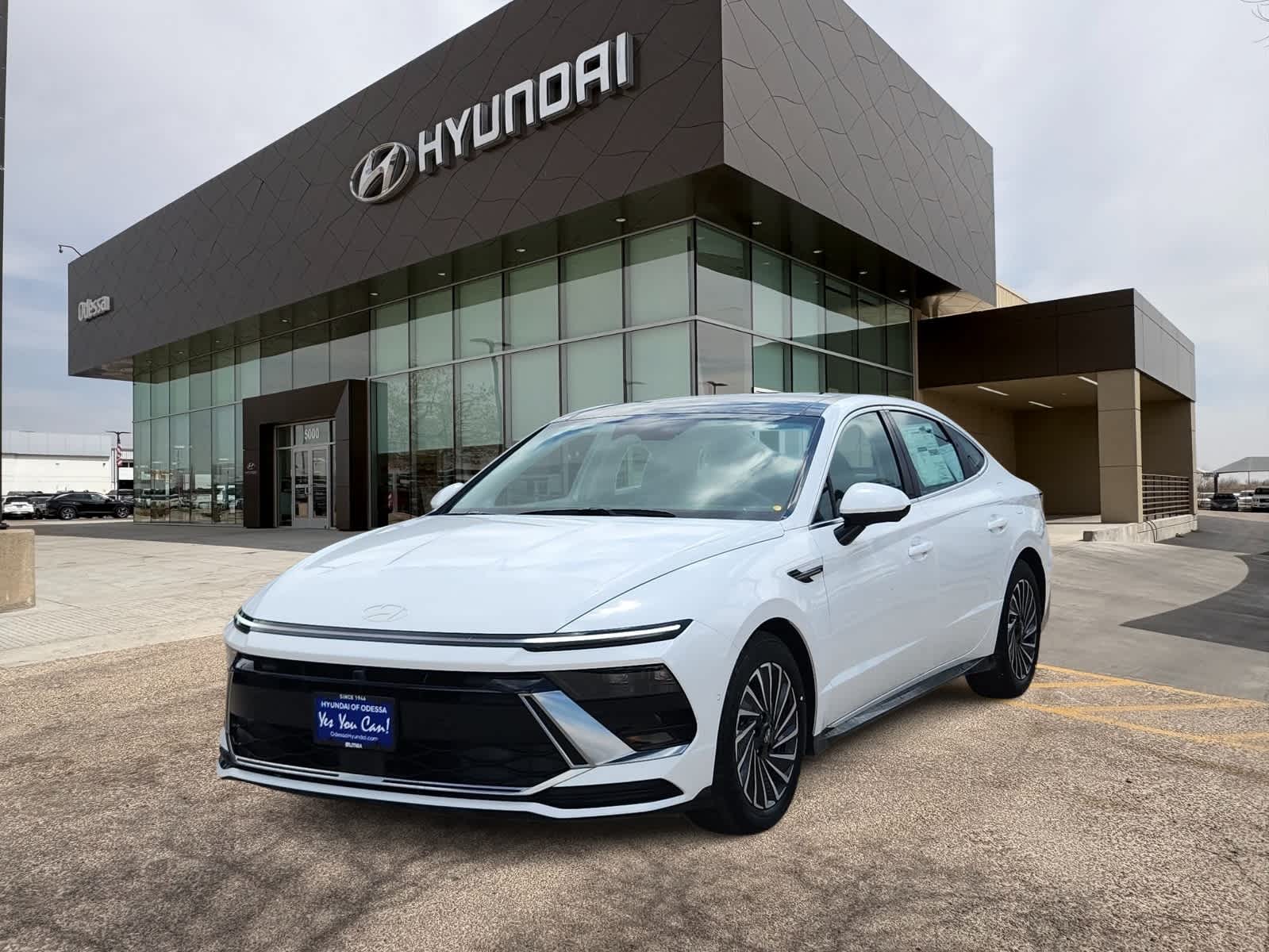 new 2025 Hyundai Sonata Hybrid car, priced at $38,148