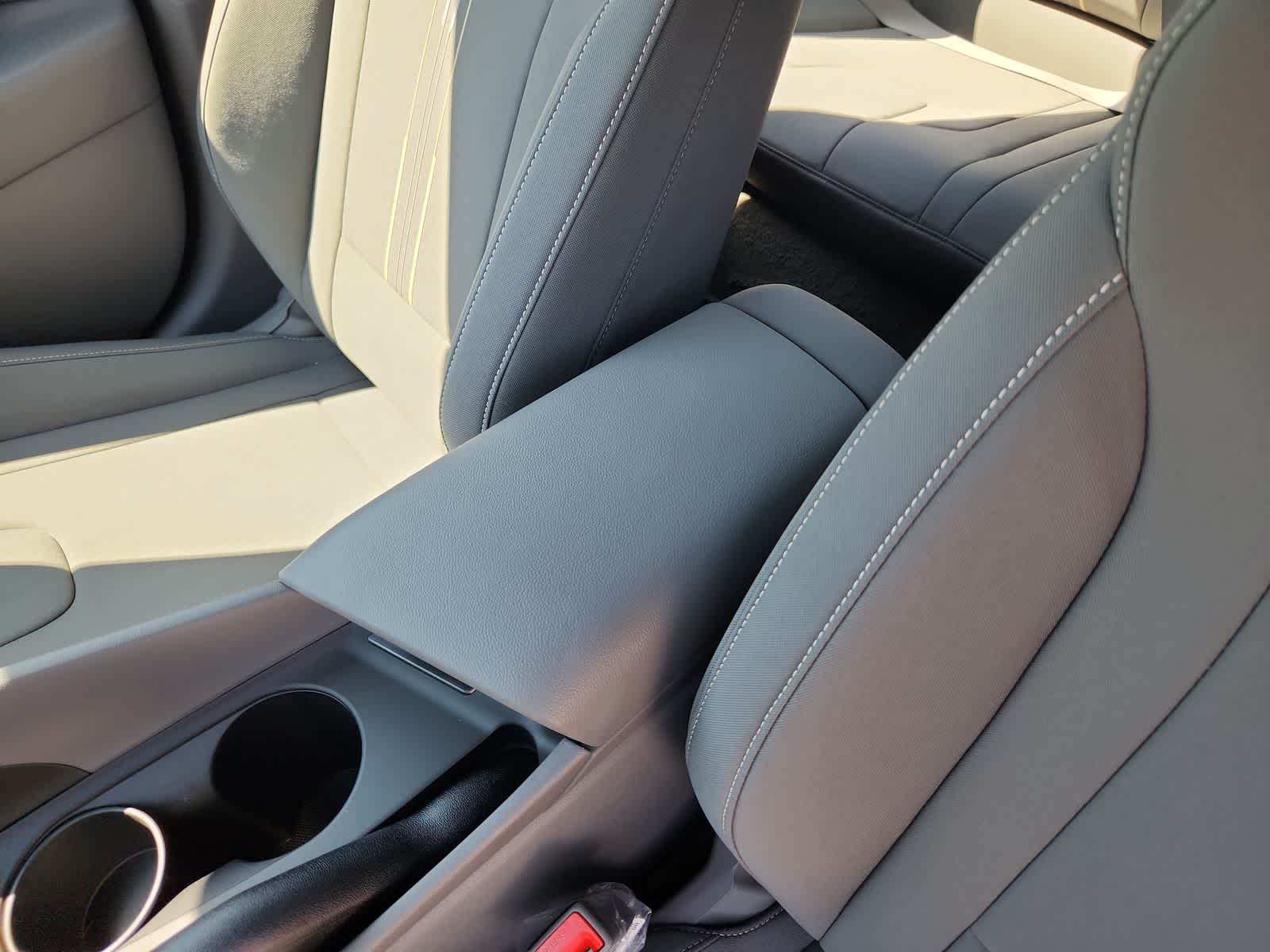 new 2025 Hyundai Elantra car, priced at $25,125