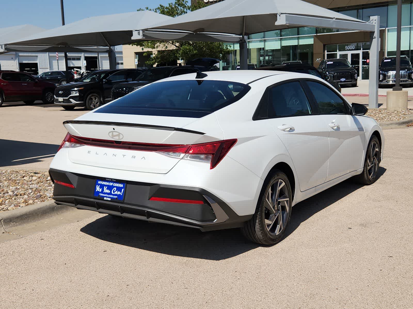 new 2025 Hyundai Elantra car, priced at $25,635