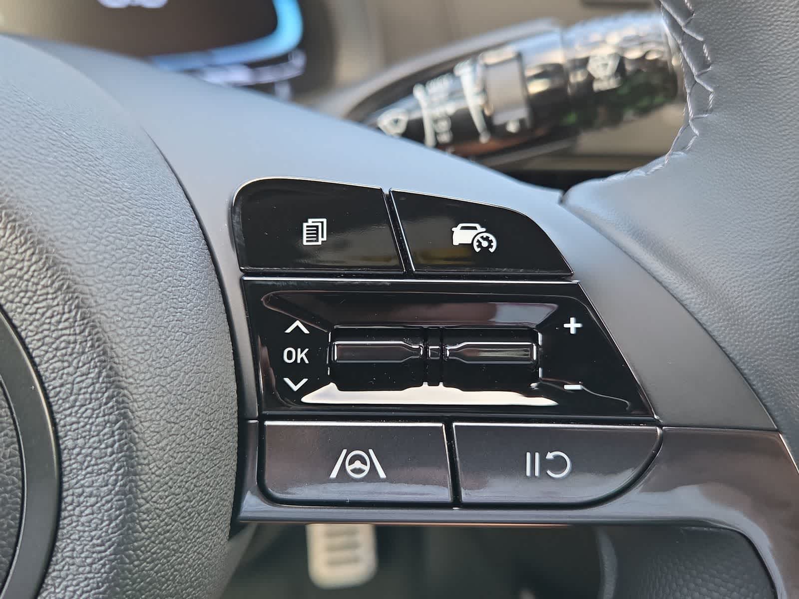 new 2025 Hyundai Elantra car, priced at $25,635