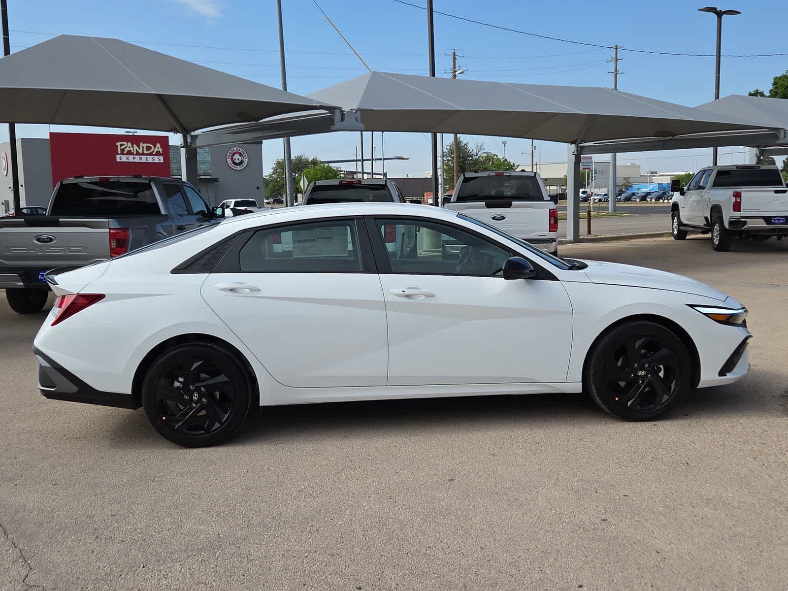 new 2025 Hyundai Elantra car, priced at $25,635