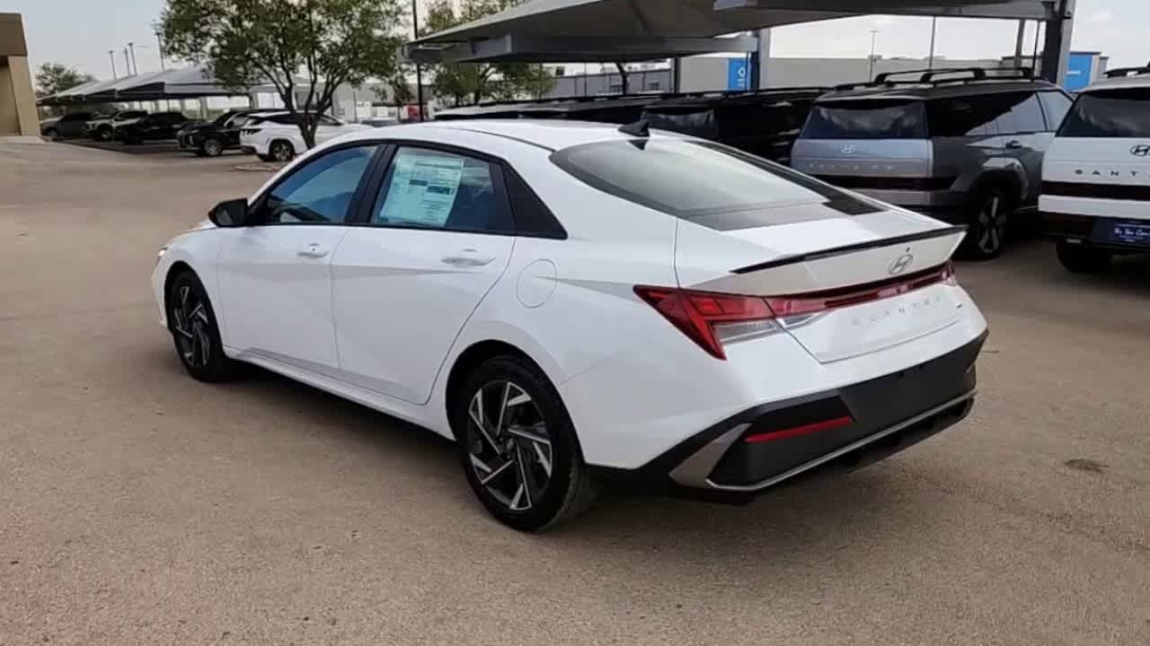 new 2025 Hyundai Elantra Hybrid car, priced at $29,660