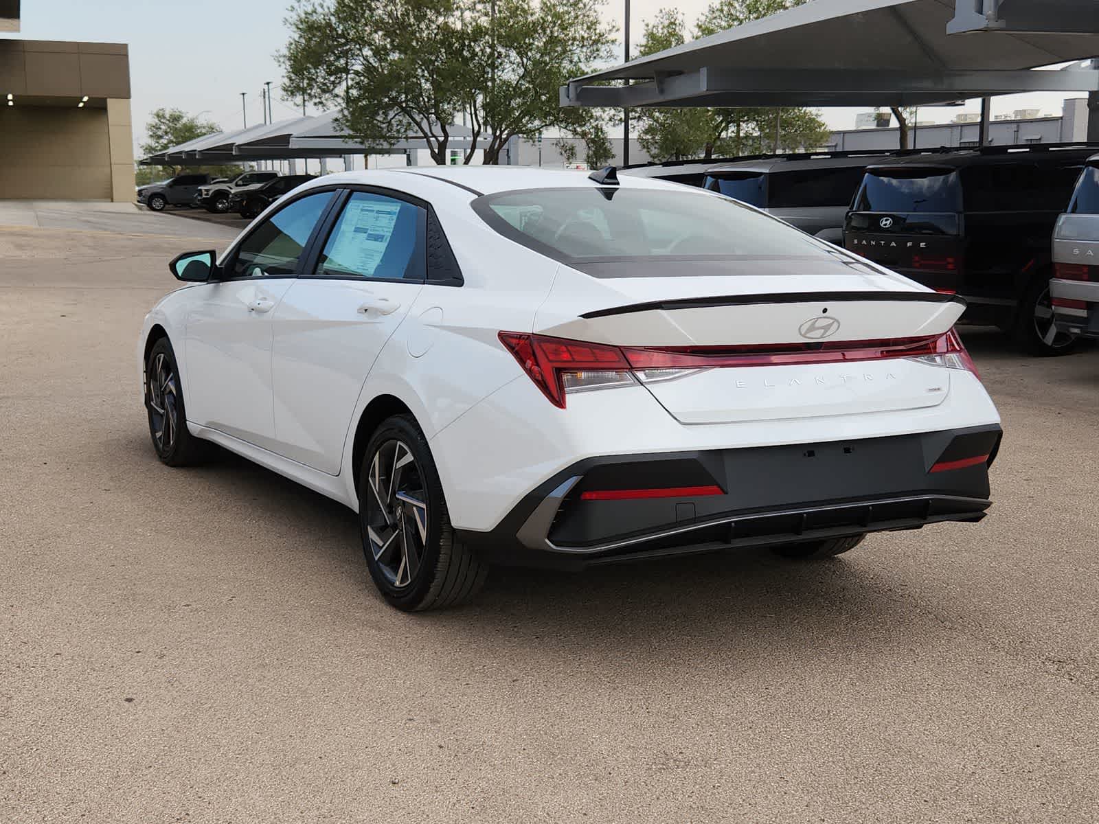 new 2025 Hyundai Elantra Hybrid car, priced at $29,660