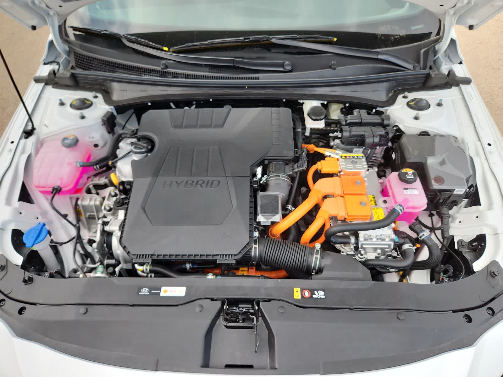new 2025 Hyundai Elantra Hybrid car, priced at $29,660