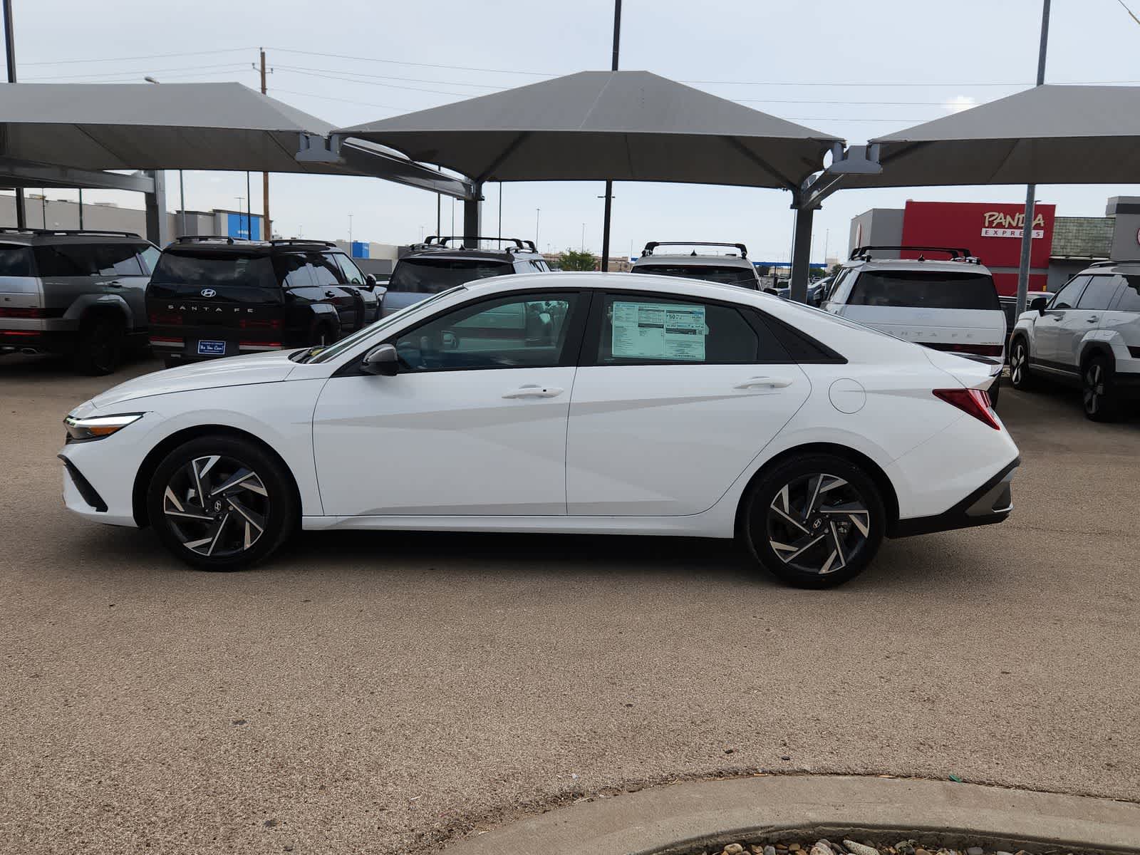 new 2025 Hyundai Elantra Hybrid car, priced at $29,660